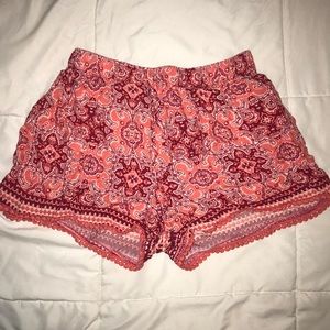 Casual Shorts / Beach Shorts